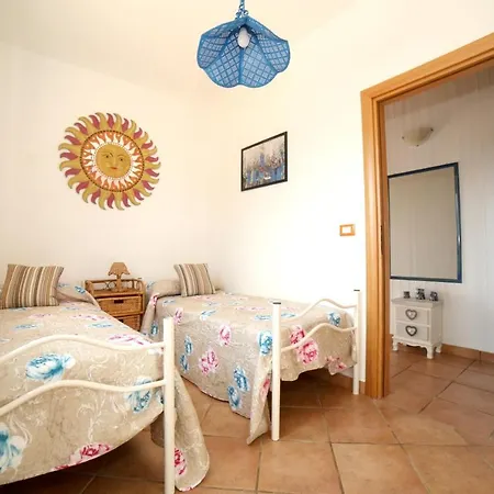Charming House In With Sea View Holiday home *